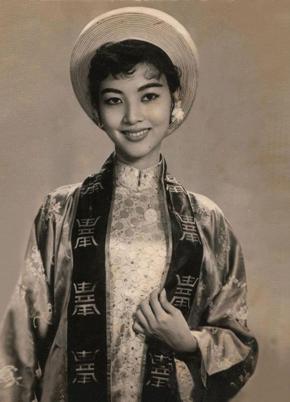 Thẩm Thúy Hằng sắm vai Tam Nương trong phim “Người đẹp Bình Dương” (1957)